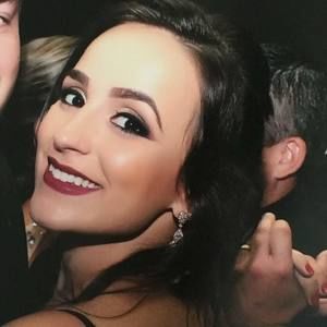 Meet your Posher, Jullia